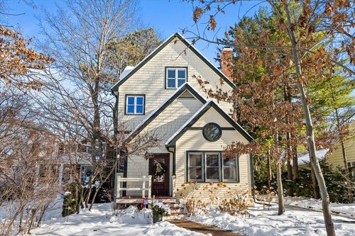 177 Washington Rd, Lake Forest, IL, 60045-2451 | Card Image