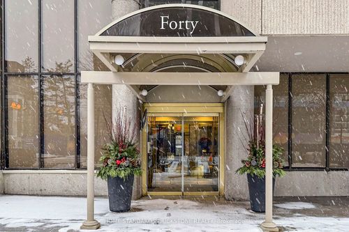1001-40 Rosehill Ave, Toronto, ON, M4T1G5 | Card Image