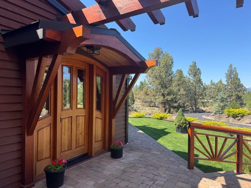 67134 Central St, Bend, OR, 97703-9199 | Card Image