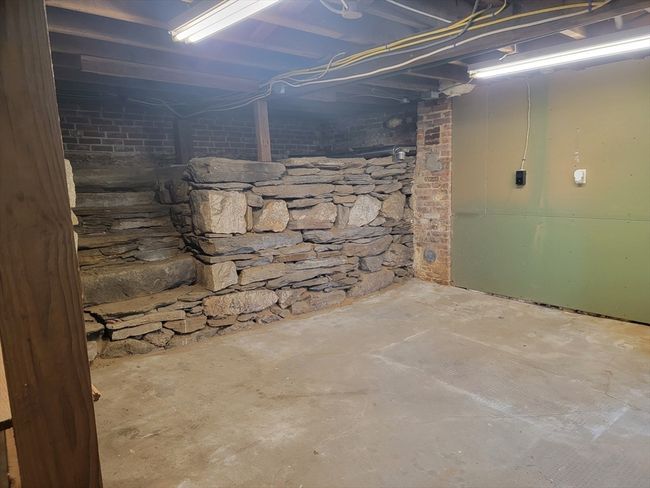10 High St, House other with 3 bedrooms, 2 bathrooms and 2 parking in West Brookfield MA | Image 20