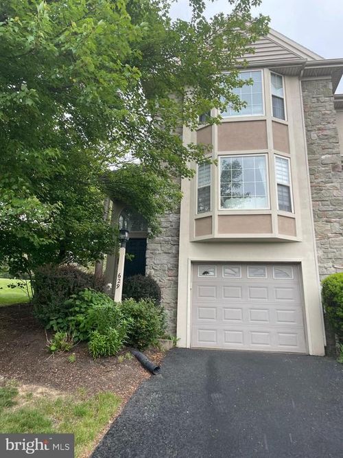 629 Royal View Dr, LANCASTER, PA, 17601-2872 | Card Image