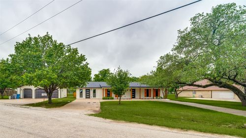 512 Grandview Dr, Granbury, TX, 76049-5700 | Card Image