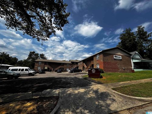 2408 19th Ave N, BIRMINGHAM, AL, 35234-1804 | Card Image