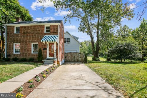 965 N Kentucky St, ARLINGTON, VA, 22205-2370 | Card Image