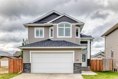 110 Cedar Sq, Blackfalds, AB, T4M0B4 | Card Image