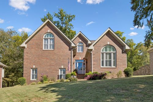 949 Wonderland Pass, Hermitage, TN, 37076-1769 | Card Image
