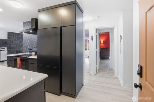 102-4525 S Henderson St, Seattle, WA, 98118-4943 | Card Image