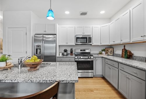 unit-204-1 Mariners Way, Plymouth, MA, 02360-7848 | Card Image