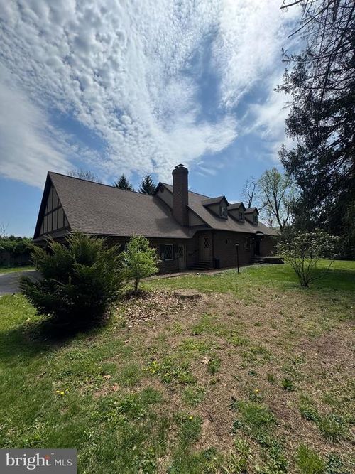 1 Barnitz Rd, CARLISLE, PA, 17015-7680 | Card Image