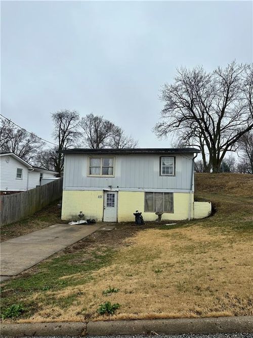 1020 Forest Ave, Atchison, KS, 66002-3068 | Card Image