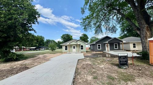 222 N 13th St, Perry, OK, 73077 | Card Image