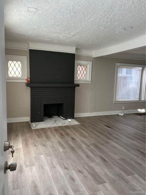 16906 Monica St, Detroit, MI, 48221-3276 | Card Image