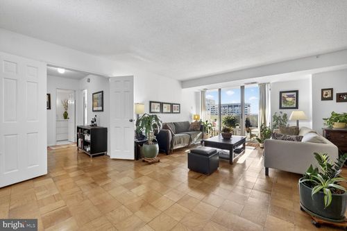 apt-1401a-4601 N Park Ave, CHEVY CHASE, MD, 20815-4568 | Card Image