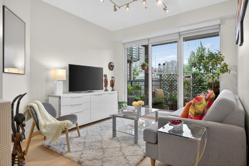 306-1628 W 4th Ave, Vancouver, BC, V6J0G6 | Card Image