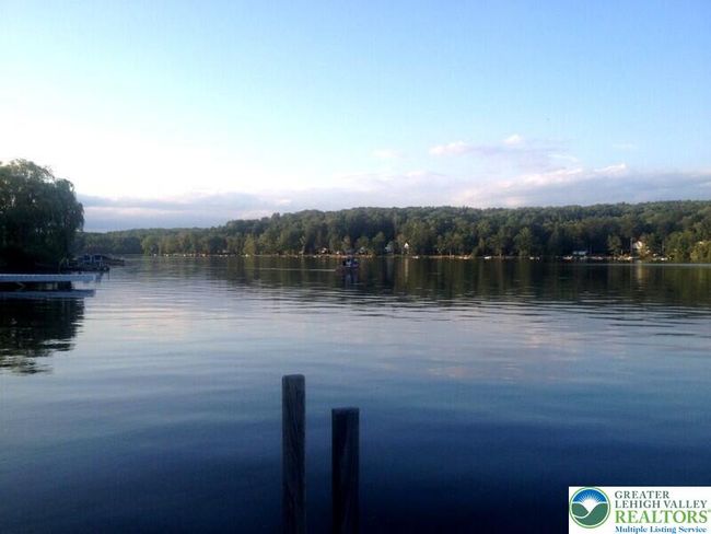 32 Shore Dr, House other with 2 bedrooms, 1 bathrooms and null parking in Tunkhannock PA | Image 11