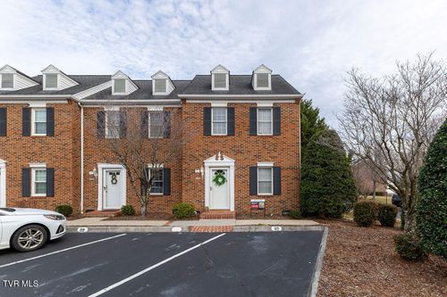 apt-l60-400 Sunset Dr, Johnson City, TN, 37604-2473 | Card Image