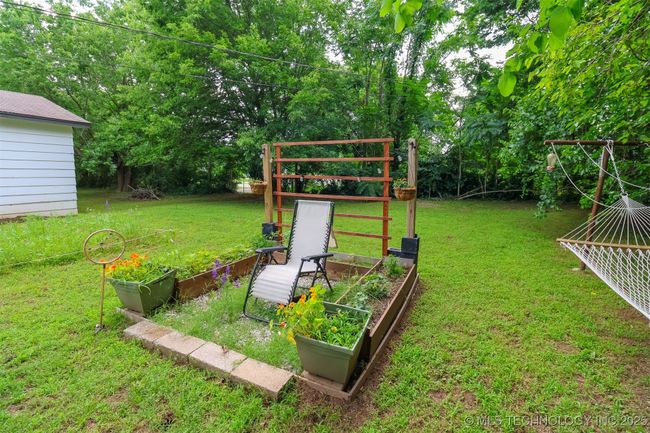 714 Maple St, House other with 2 bedrooms, 1 bathrooms and null parking in Sapulpa OK | Image 27