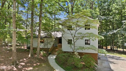 6101 Dresden Ln, Raleigh, NC, 27612-2817 | Card Image