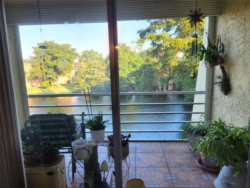 apt-309-9070 Lime Bay Blvd, Tamarac, FL, 33321-8615 | Card Image