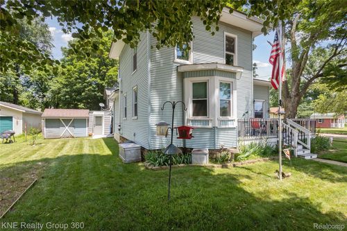 204 W Caroline St, Bellevue, MI, 49021-1336 | Card Image