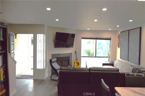 5-11509 Nebraska Ave, Los Angeles, CA, 90025-4175 | Card Image