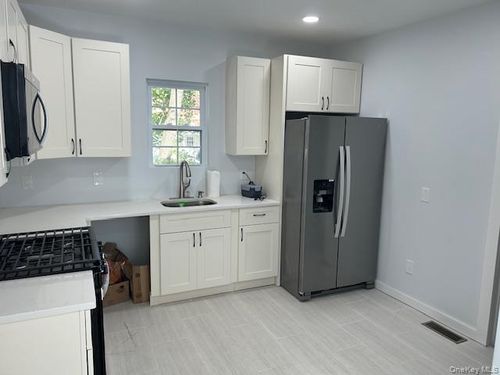 821 Homestead Ave, Maybrook, NY, 12543-1309 | Card Image
