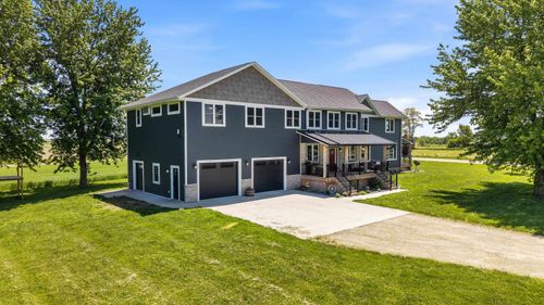 W9020 Breezy Point Road, Trenton, WI, 53916 | Card Image