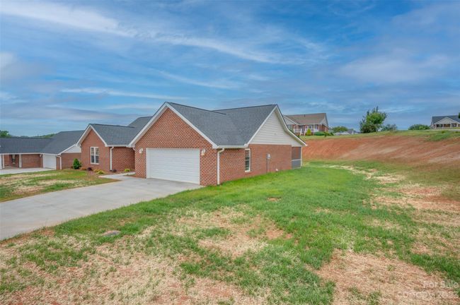 130 Central Park Cir, House other with 2 bedrooms, 2 bathrooms and null parking in Spindale NC | Image 4