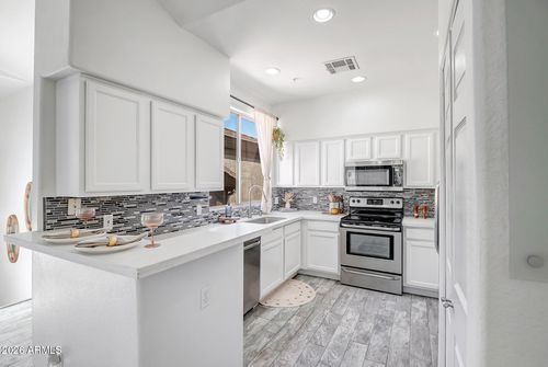 208-1445 E Broadway Rd, Tempe, AZ, 85282-7820 | Card Image
