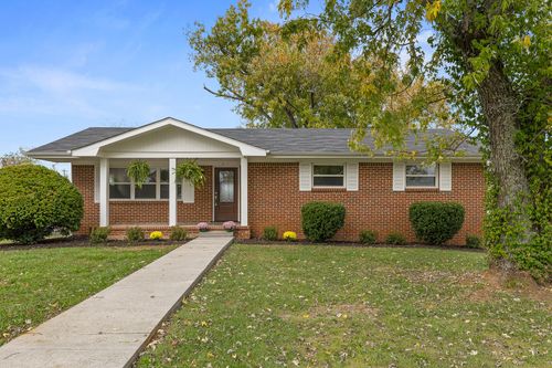 2515 Sharron Dr, Chattanooga, TN, 37421-1935 | Card Image