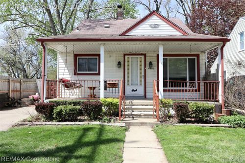 4532 Howe Rd, Wayne, MI, 48184-1897 | Card Image