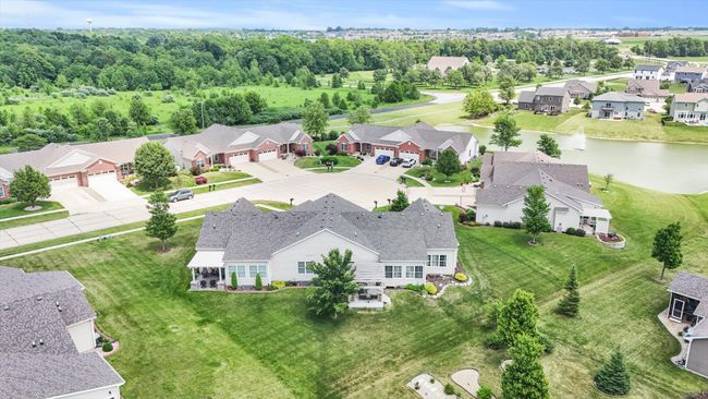 1704 Whisper Meadow Ln, Townhouse with 3 bedrooms, 3 bathrooms and 2 parking in Mahomet IL | Image 84