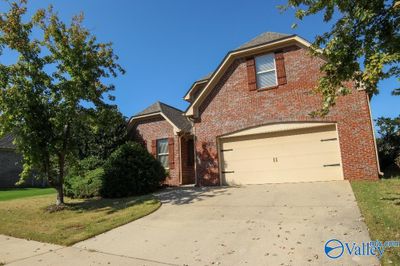 10 Maple Tree Lane Sw, House other with 4 bedrooms, 2 bathrooms and null parking in Huntsville AL | Image 1