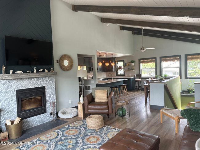 Looking into the kitchen - upstairs | Image 16