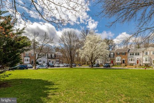 3621 Buckeye Ct, FAIRFAX, VA, 22033-1233 | Card Image