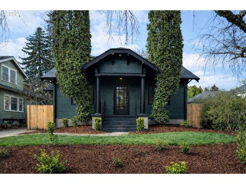 7215 Se 20th Ave, Portland, OR, 97202-5843 | Card Image