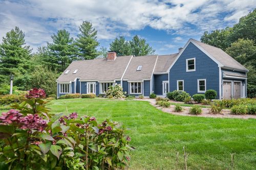 19 Devonshire Rd, Middleton, MA, 01949-1814 | Card Image