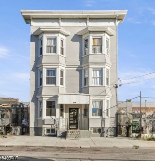 3l-168 Sherman Ave, Newark, NJ, 07114-1757 | Card Image