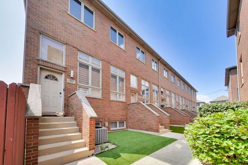 2-6816 W 65th St, Chicago, IL, 60638-4902 | Card Image