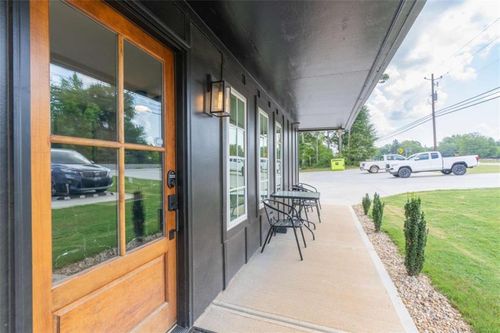 b-613 Tallapoosa St W, Bremen, GA, 30110-1838 | Card Image