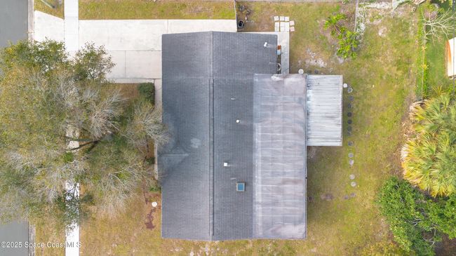 Aerial view of home | Image 28