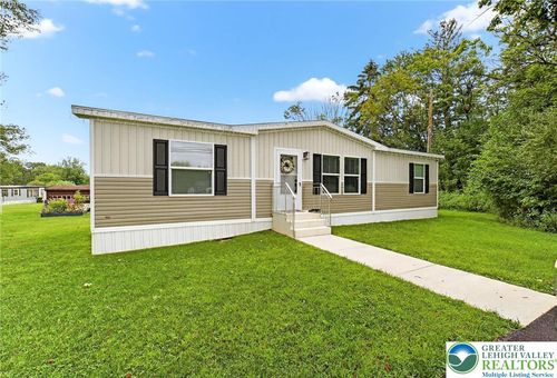 5742 Memorial Road, Heidelberg Twp, PA, 18053 | Card Image