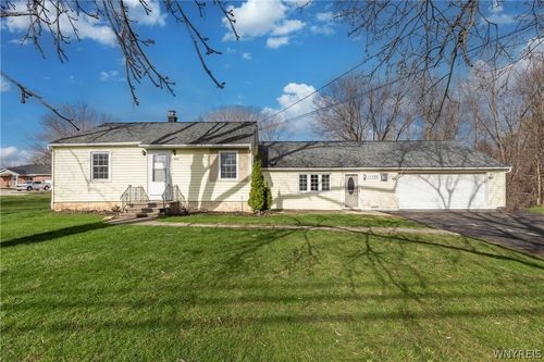 11020 Transit Road, Amherst, NY, 14051 | Card Image