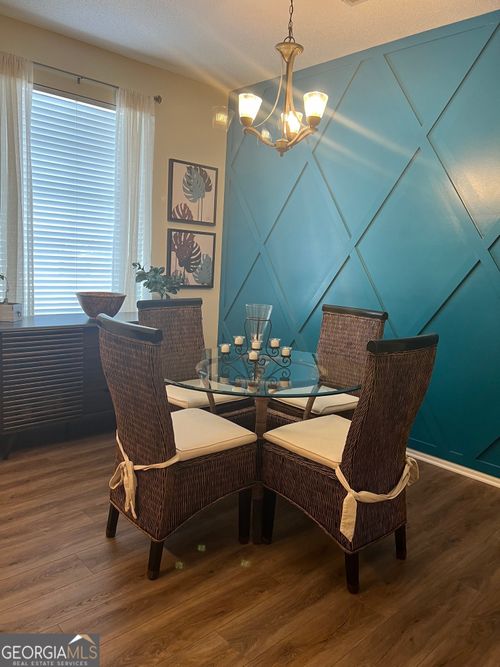 410 Rosewood Ln, Newnan, GA, 30263-6722 | Card Image