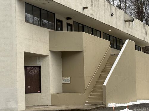 2b-1-2424 Route 52, East Fishkill, NY, 12533-3221 | Card Image