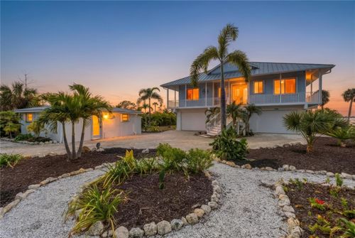 1380 Aqua View Ln, ENGLEWOOD, FL, 34223-4202 | Card Image