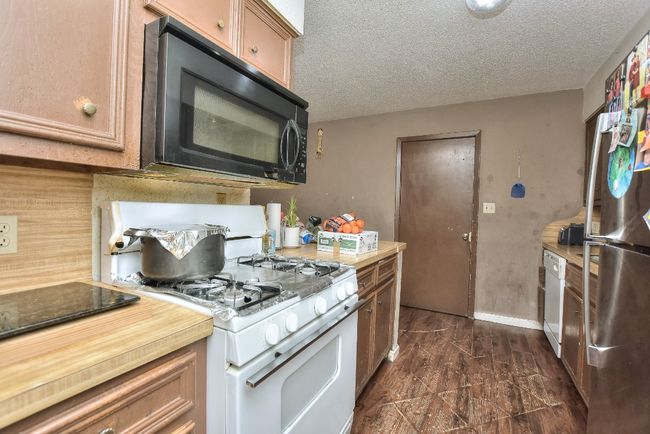 Kitchen | Image 10