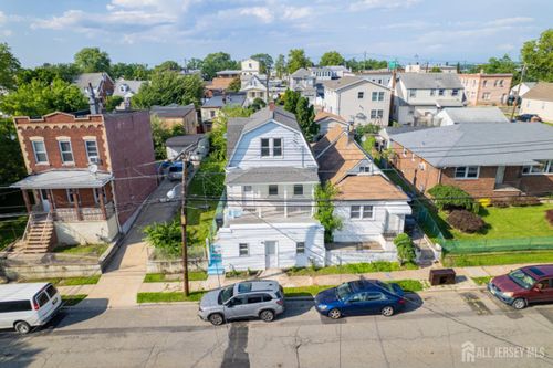 360 Alpine St, Perth Amboy, NJ, 08861-2625 | Card Image