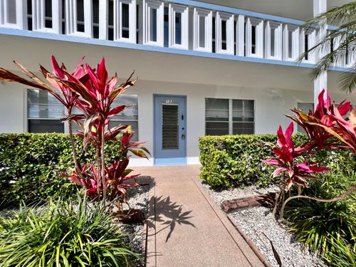103 Wellington M, West Palm Beach, FL, 33417-2524 | Card Image