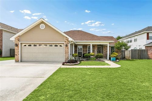 1113 Rebecca Reid Dr, Slidell, LA, 70461-5372 | Card Image